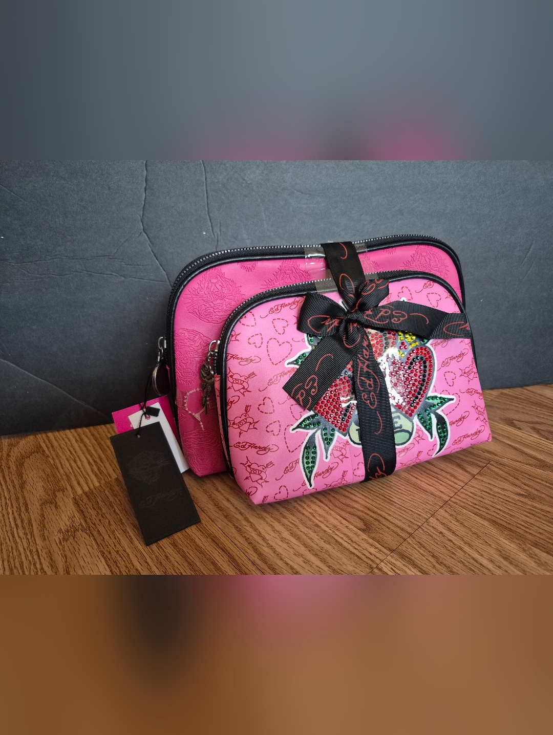 Ed Hardy Womens Pink 2pc Cosmetic Bag Set Brand New